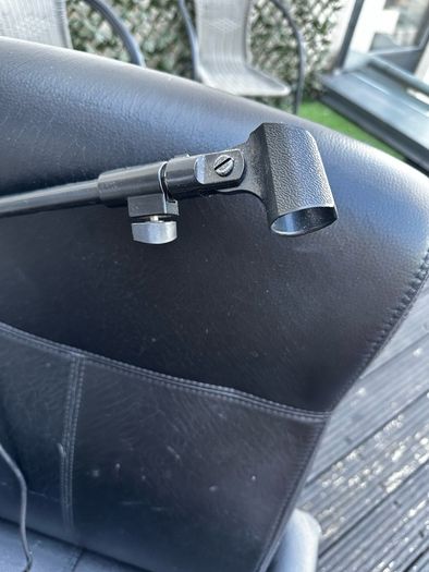 Microphone arm