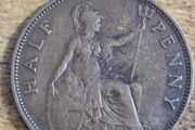 Great Britain UK 1935 Half Penny George V Coin - free standard postage