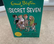 Secret Seven 6 x Book Box Set