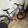 mounting bike Image 4