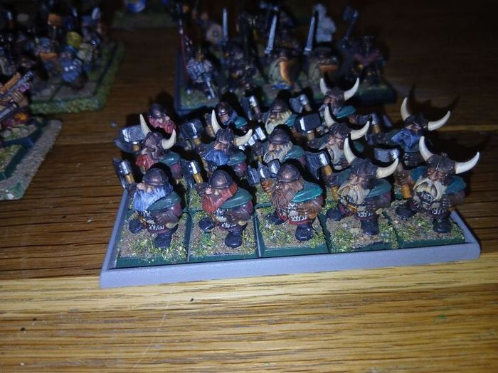 Old Warhammer Dwarf Army
