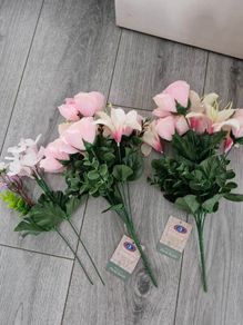 Artificial flowers