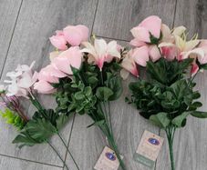 Artificial flowers