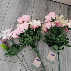 Artificial flowers