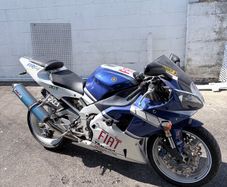 Yamaha R1