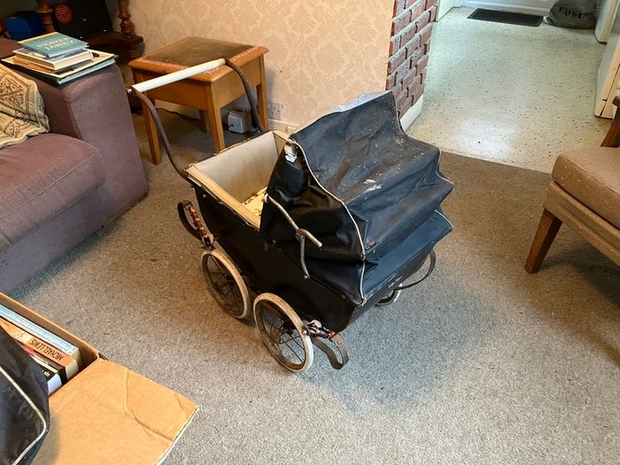 Vintage Dolls pram