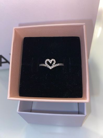Pandora Sparkling Wishbone Heart Ring silver size 50