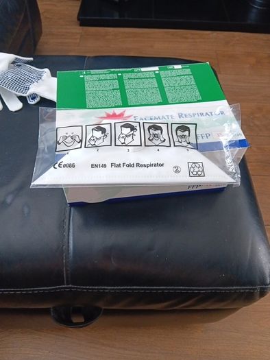 dust mask