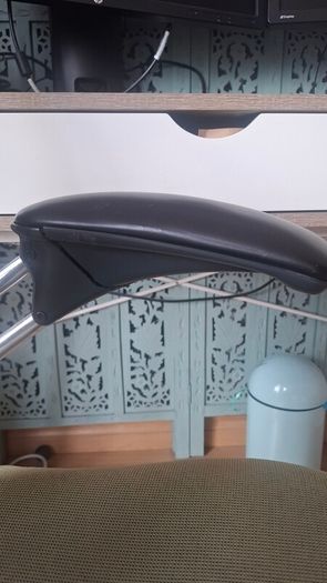 Humanscale Freedom Chair