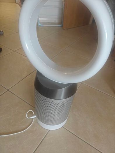 Dyson Pure Cool DP04 Air Purifier Fan App Controlled  83% Filters