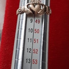 Claddagh ring 9ct gold