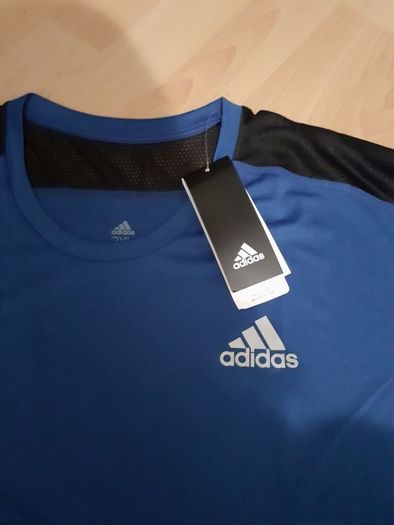 New Adidas T-Shirt Size 2XL