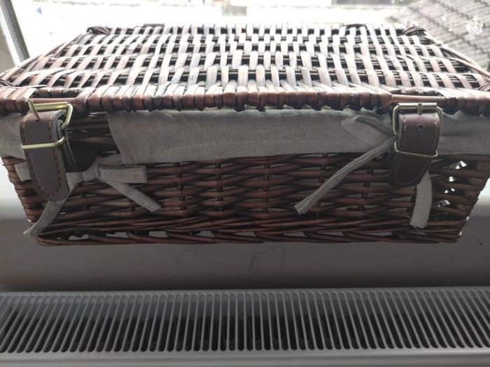 Beautiful Wicker Picnic Basket