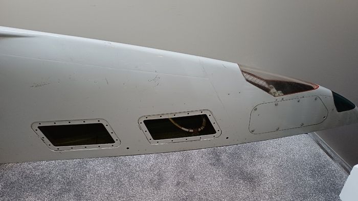 Boeing 737 Next Generation Wing tip with Nav Lights