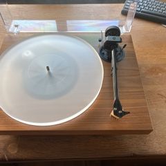 Pro-ject X1 audiophile turntable