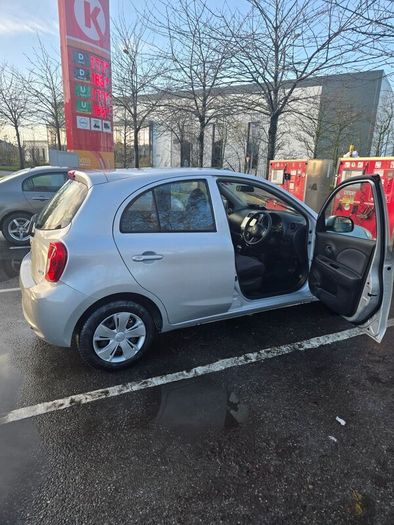 Nissan March 2016