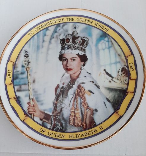 new in unopened box queen Jubilee plate