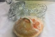 Antique crystal vanity powder holder and powder puff
