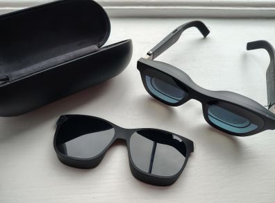 XREAL Air 2 Pro - AR Glasses