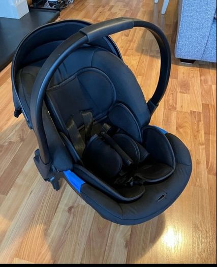 Car seat Babylo free for collection