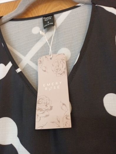 Emery Rose Dress.  S.- S- 10-12..B.N.W.T.