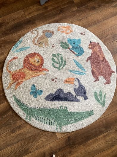Nursery rug