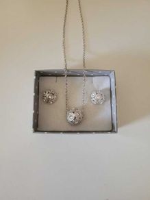 Silver Chain Necklace with Pendant - Elegant & Classic Style