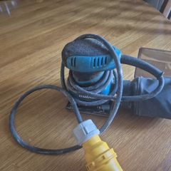Makita 110v finishing sander
