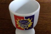 Vintage Retro Cadburys Creme Ceramic egg cup Easter