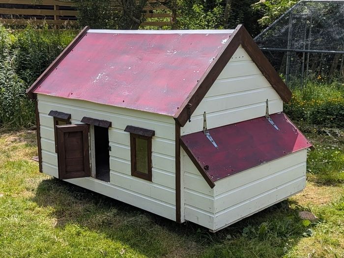 Hen Hutch