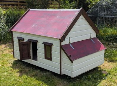 Hen Hutch