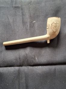 Beautiful Old Clay Pipe, Postage Available,