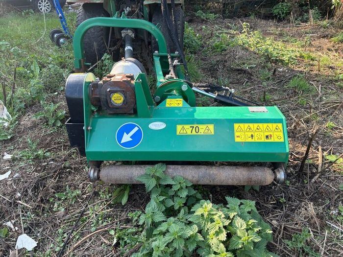 Compact verge mower  RSC105