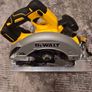 dewalt skilsaw Image 2