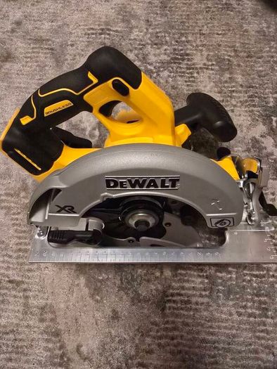 dewalt skilsaw