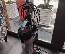 Curry Vacuum Cleaner