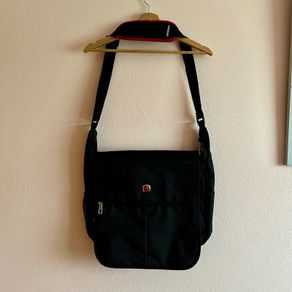 Wenger Messenger Bag FREE POSTAGE