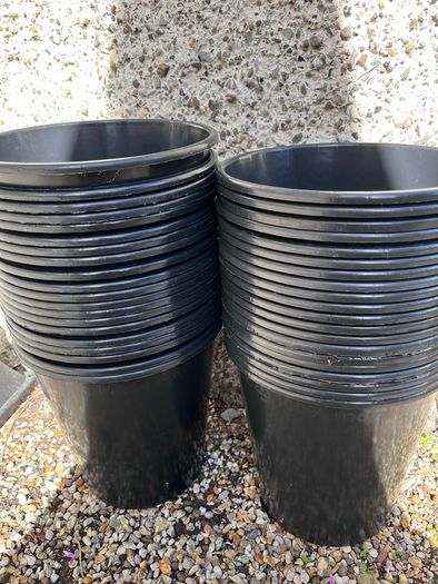 40 Black buckets