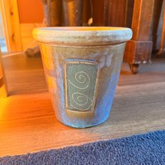 Outdoor glaze pot