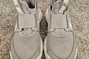 Boys runners size UK 9.5/27