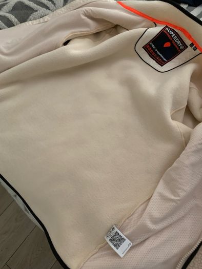 NEW. Superdry borg. 2 XL.