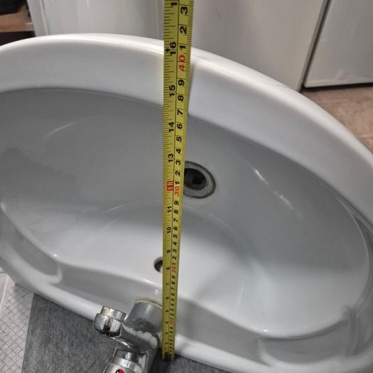bathroom basin with pedestal