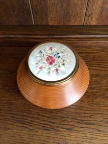 Vintage Wooden Circular Trinket / Jewlery Box w/floral embroidery top