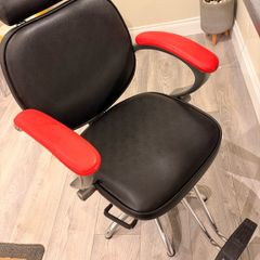 Hairdressing/Barber Chairs