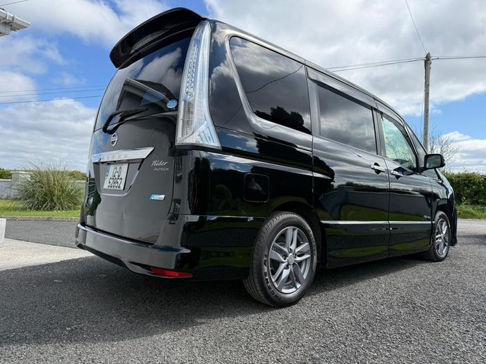 2012 Nissan Serena S-Hybrid  7 Seater, NCT'd