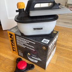 Wallpaper Stripper & Zinsser PaperTiger Scoring Tool