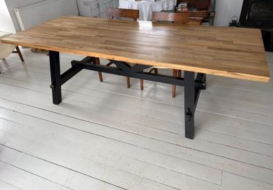 Kitchen table