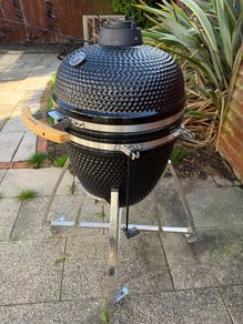 Buschbeck Kamado XL 21 inch BBQ Grill with Accessories Pack