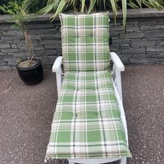 1 x Heavy Duty Plastic Sunlounger - Deckchair With Cushion - Can Deliver