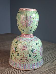 Chinese Qing Gourd Vase RARE